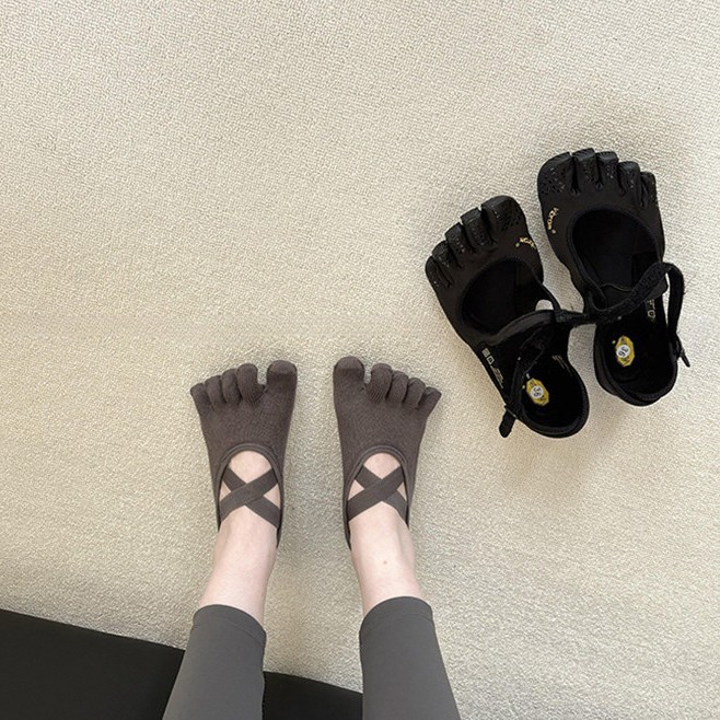 Yoga Fitness Studio - Damen Yoga-Socken mit Kreuzriemen und Fünf