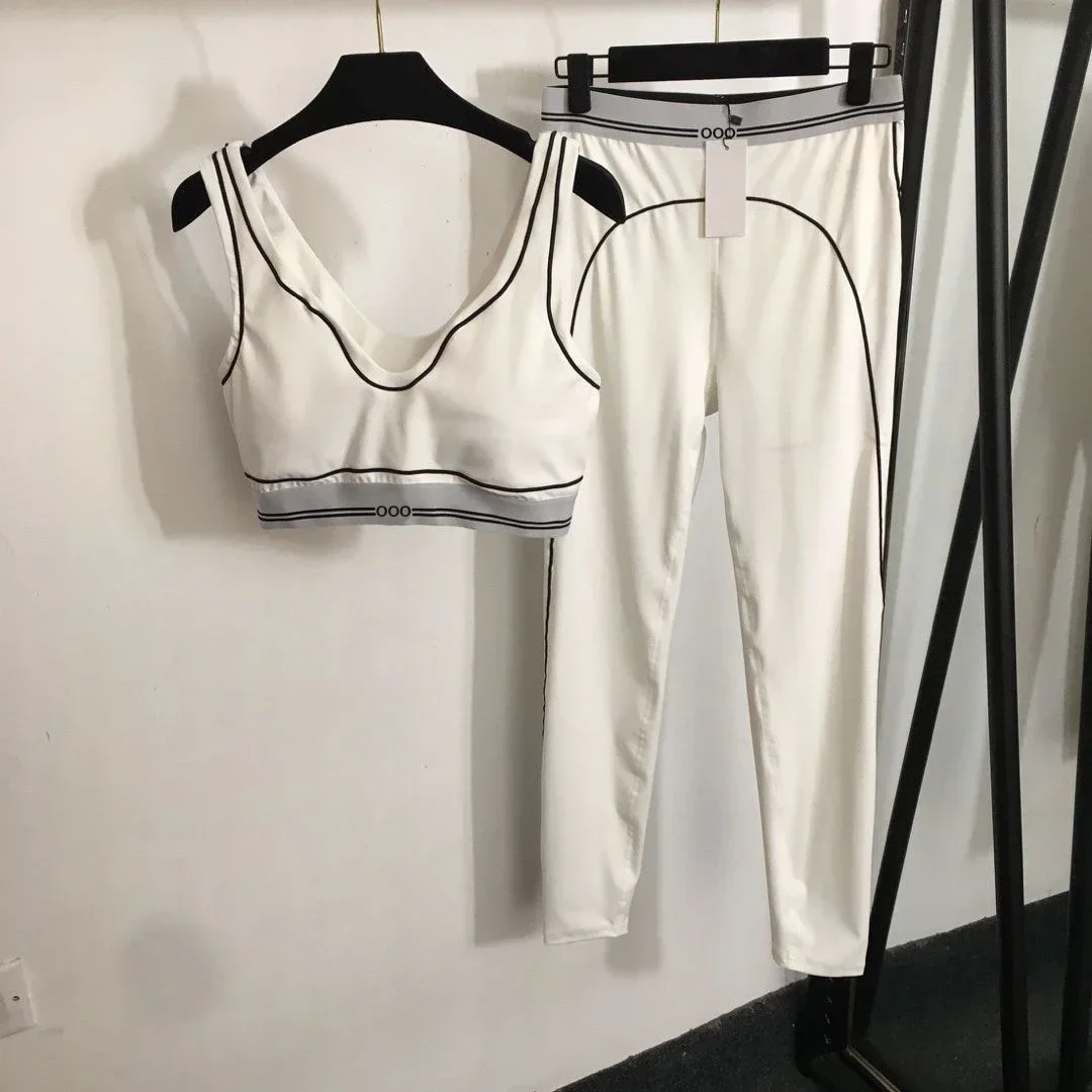 Tanktop und Hose Zweiteiliges  – Yoga Và Fitness Bewertung und Preis